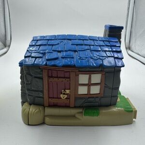 Vintage 2001 HARRY POTTER World of Hogwarts HAGRID'S Hut Micro Playset Toy